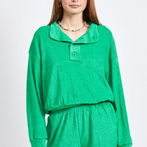 BUTTON UP COLLARED TOP